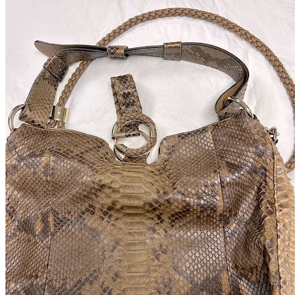 GUCCI Authentic Limited Edition Python Leather Handbag
UltraLuxury Design Piece - Picture 6 of 14
